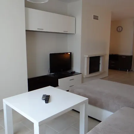 Vacation House In Ivanovi Kolibi לוזנטס