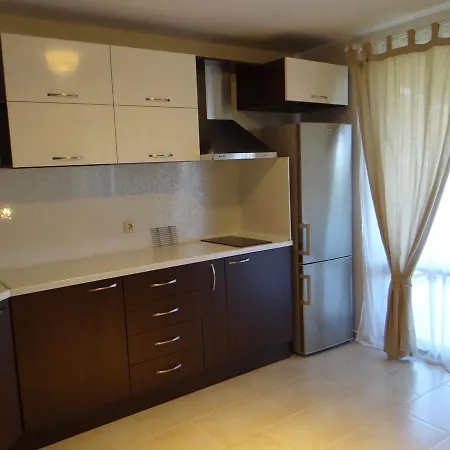 בית נופש Vacation House In Ivanovi Kolibi